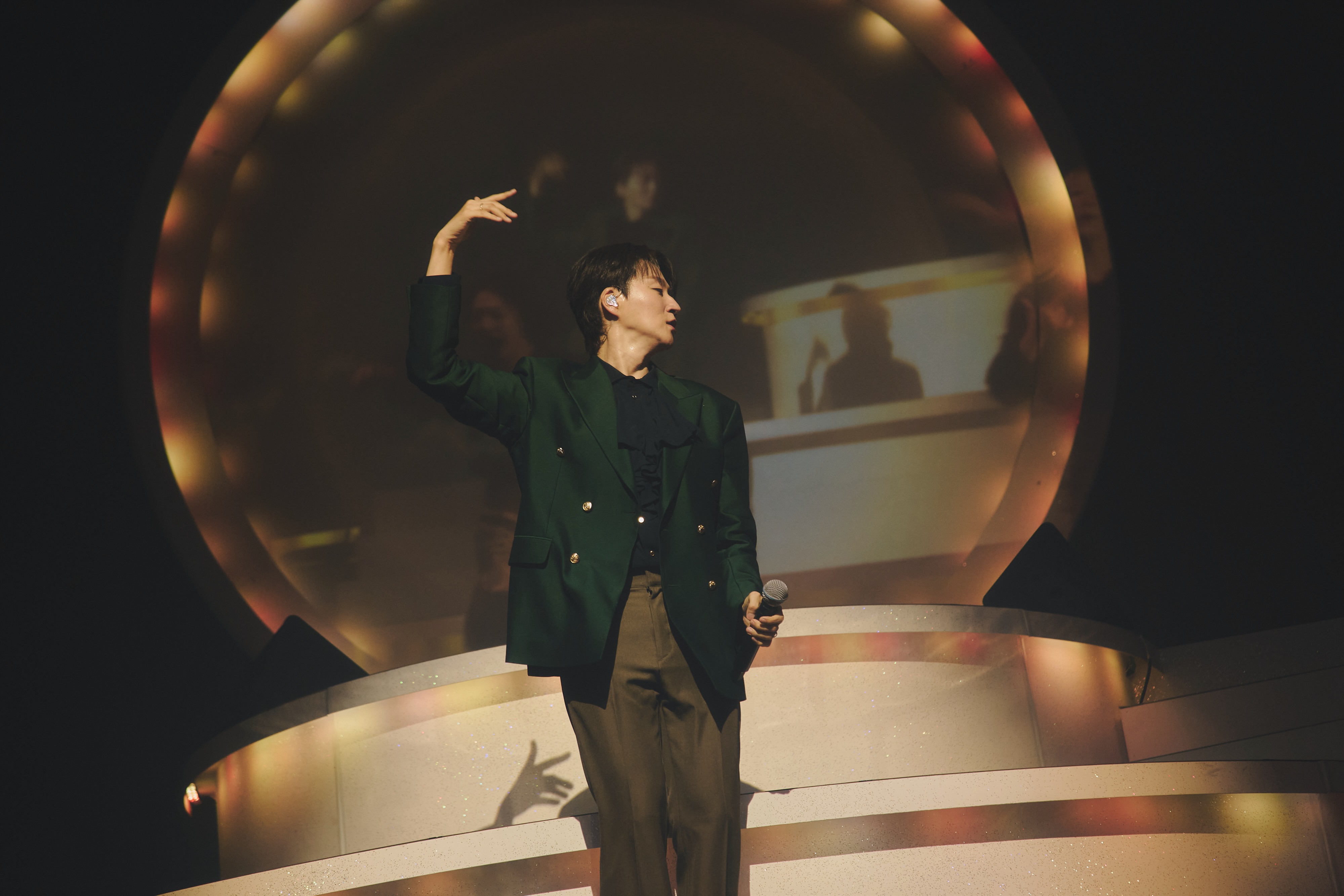 mingyu.cho_official_4004025945502127302_21607372040_10_2026-10-09.jpg