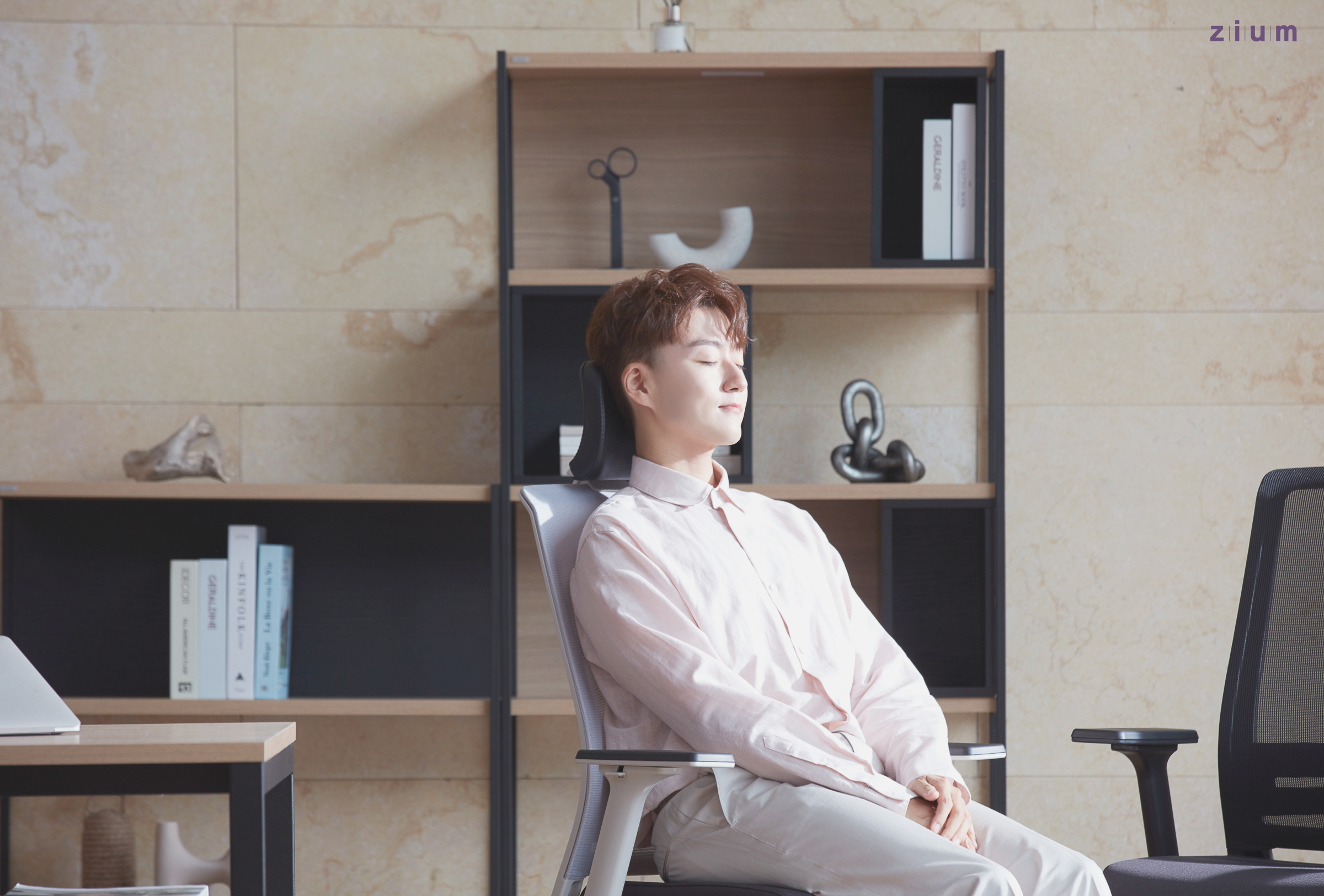 생활지음_온라인모델_포레스텔라.jpg